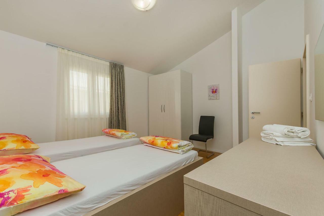Apartments Villa Aquamarine Duće Zewnętrze zdjęcie
