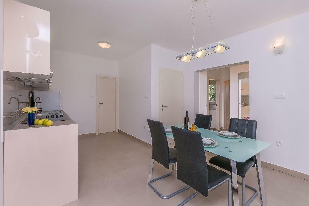 Apartments Villa Aquamarine Duće Zewnętrze zdjęcie