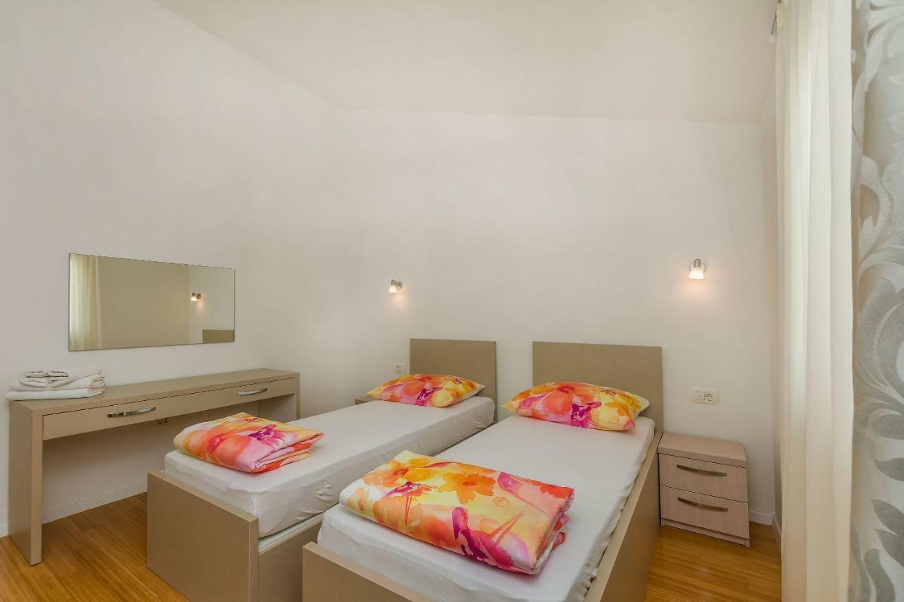 Apartments Villa Aquamarine Duće Zewnętrze zdjęcie